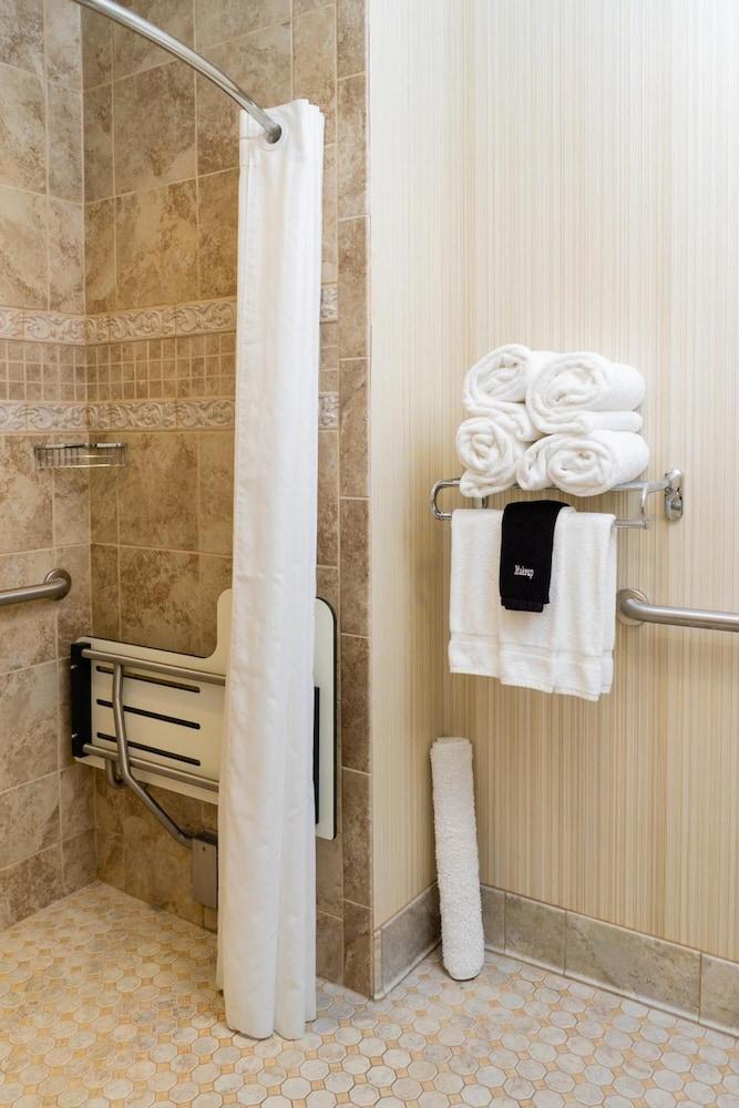 The Mount Vernon Grand Hotel Екстер'єр фото
